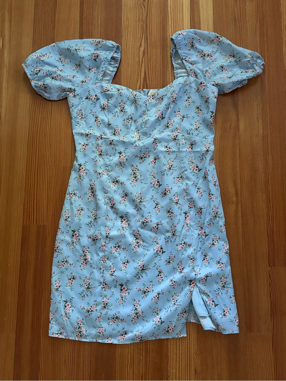 Altar’d State blue floral puff sleeve slit mini dress